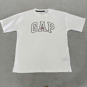 NEW Kids White Gap Tee Shirt Size XXL